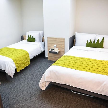 Metro Hotel Myeongdong Сеул Экстерьер фото