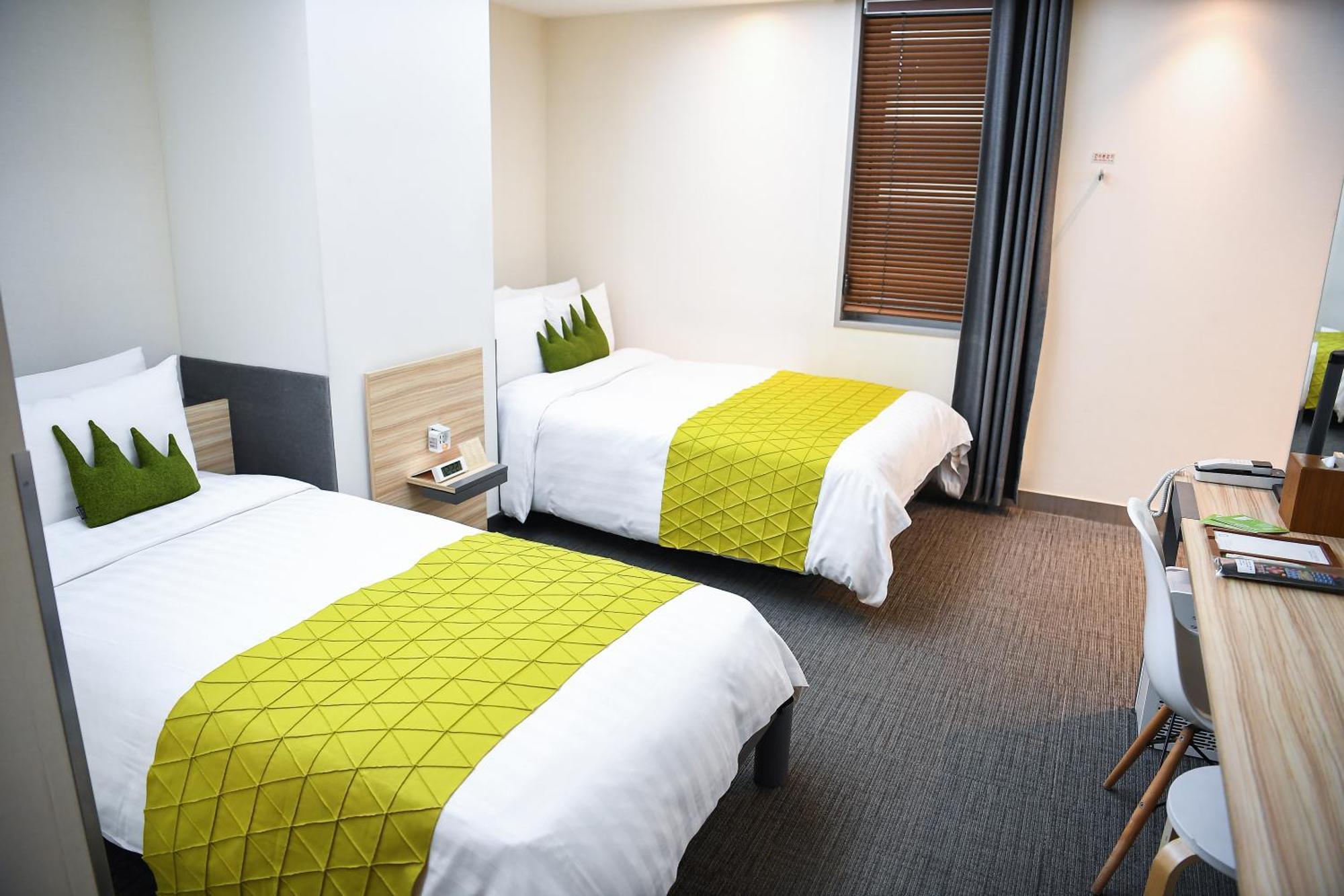 Metro Hotel Myeongdong Сеул Экстерьер фото