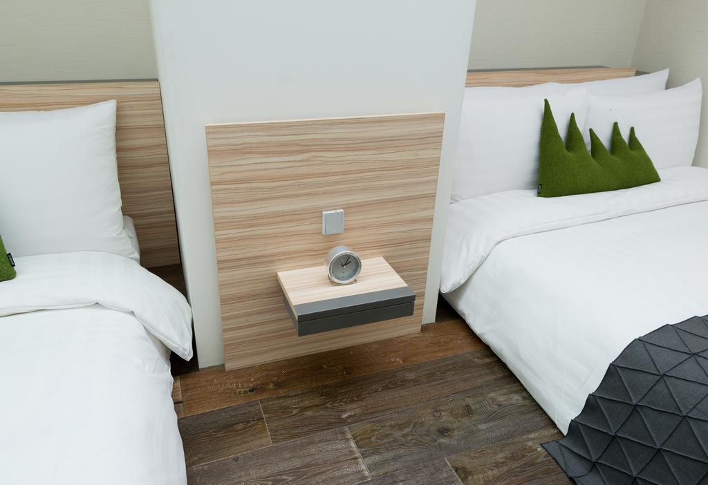 Metro Hotel Myeongdong Сеул Экстерьер фото